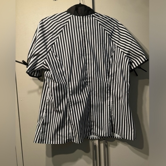 NEW $75 Unique Vintage Retro Style Top - Picture 2 of 6